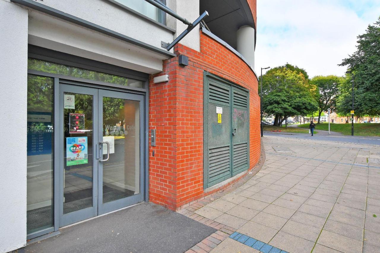 City Centre Modern Studio Apartment - Westone Free Wifi, Gym Access, Netflix 谢菲尔德 外观 照片