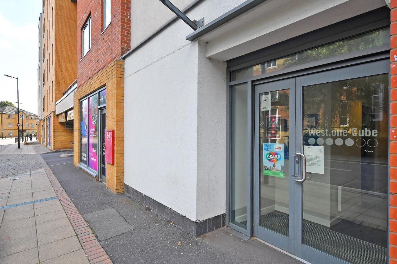 City Centre Modern Studio Apartment - Westone Free Wifi, Gym Access, Netflix 谢菲尔德 外观 照片